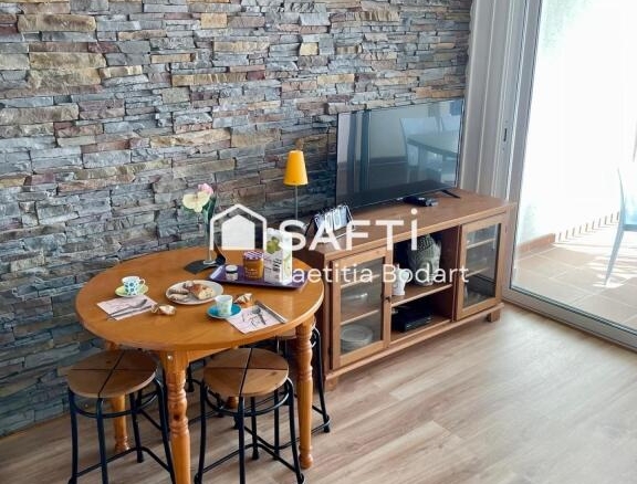 Imagen 4 de Magnífico apartamento renovado frente al mar – Edificio de prestigio