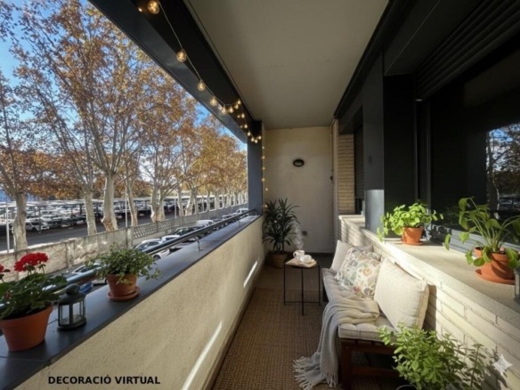 Imagen 1 de ¡NOVEDAD EN CAPPONT! Gran piso con piscina y zona comunitaria en una de las áreas con mayor dinamismo de Lleida.