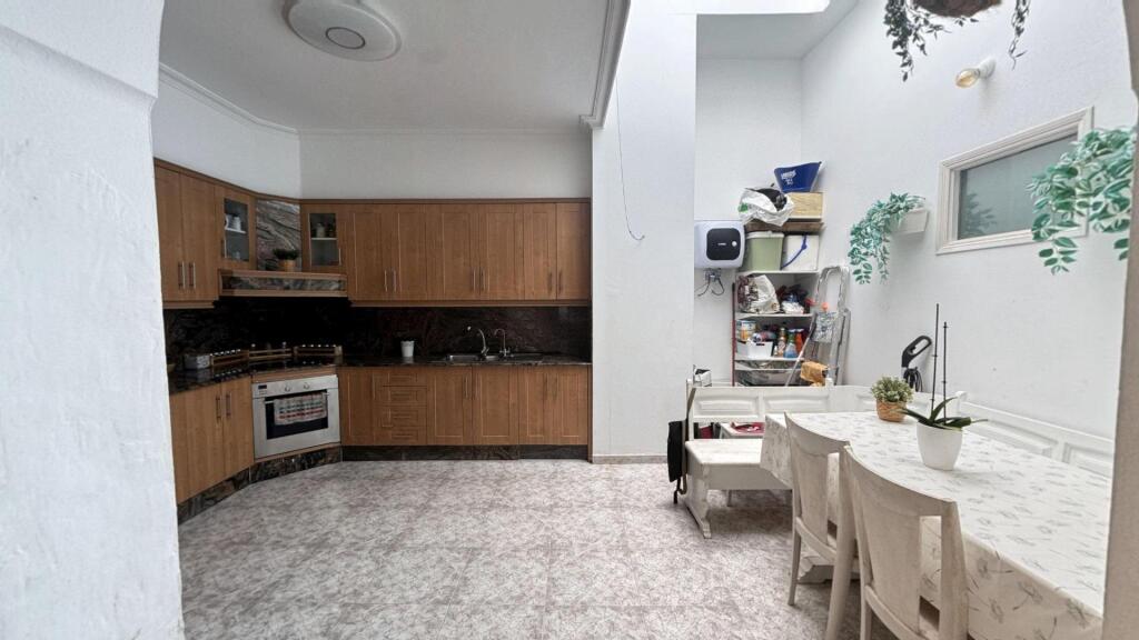 Imagen 2 de Amplio Piso en Playa de Arinaga