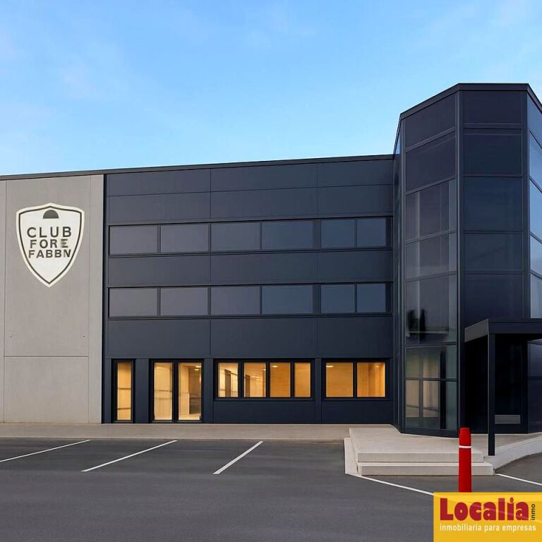 Imagen 2 de Nave Club de pádel instalado en San Felices Buelna