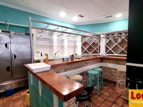 Imagen 3 de Bonito bar en centro Torrelavega