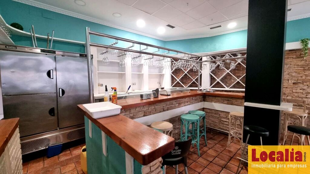 Imagen 3 de Bonito bar en centro Torrelavega