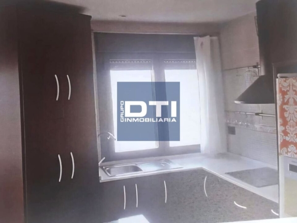 Imagen 3 de Piso en Cañicas de 2 habitaciones 1 baño. Albacete