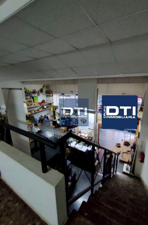 Imagen 2 de Local con Potencial Total: Fachada