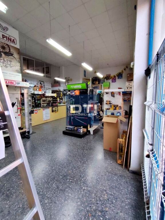 Altura y Flujo Constante de Tráfico Comercial