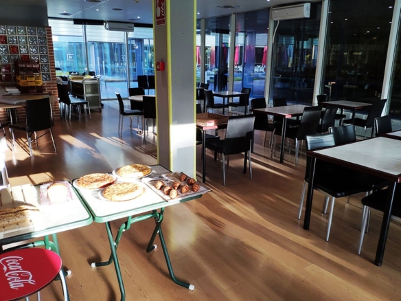 Imagen 2 de Local comercial en Traspaso en Parque Empresarial San Fernando De Henares Madrid MONTSERRAT - PARQUE EMPRESARIAL