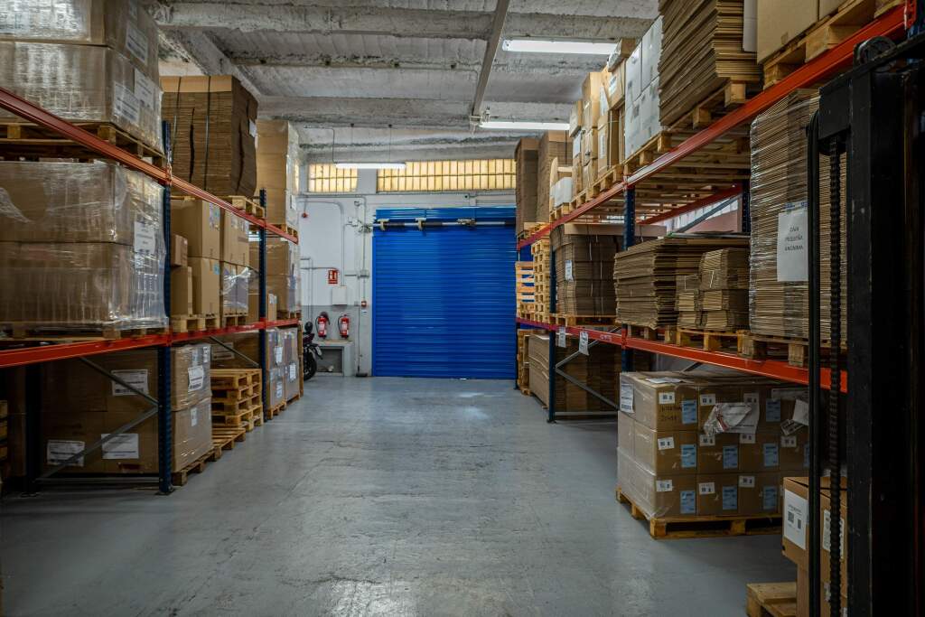 Imagen 4 de Nave industrial en venta – Santa Coloma de Gramenet Imagen 4 de Nave industrial en venta – Santa Coloma de Gramenet