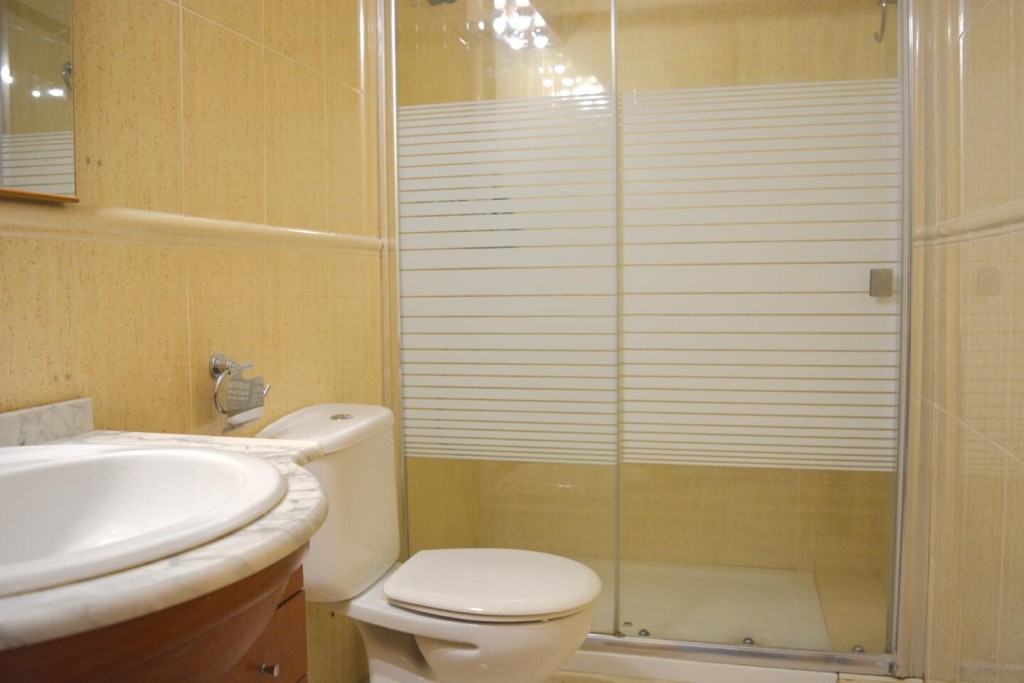 de 94m2 con 2 dormitorios y 2 baños