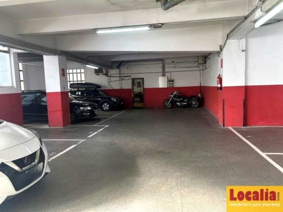 Imagen 4 de 8 plazas de garaje en venta en centro de Santander