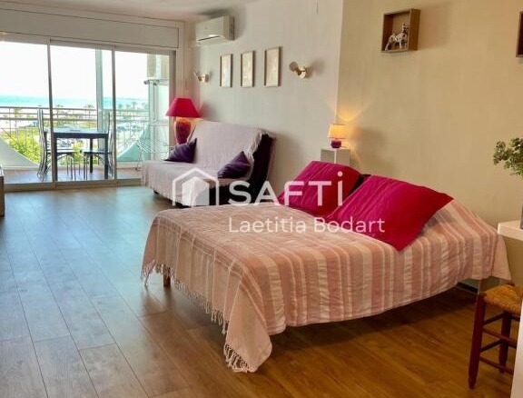 Imagen 1 de En venta: espectacular estudio frente al mar con licencia turística