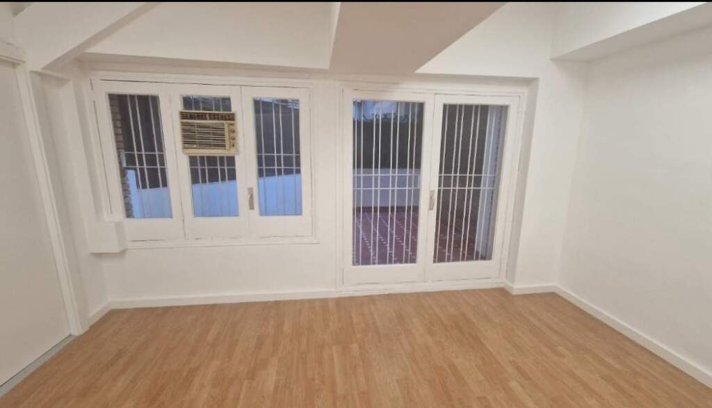 Imagen 4 de Oficina en venta en Ronda General Mitre. Imagen 4 de Oficina en venta en Ronda General Mitre.