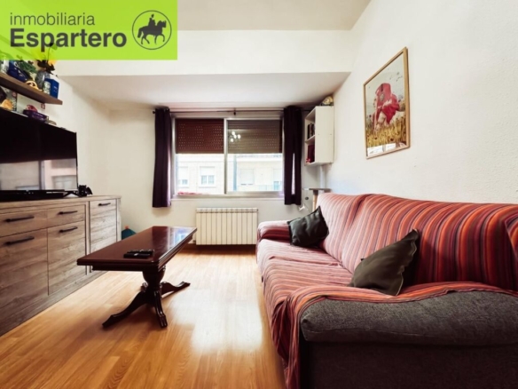 Imagen 1 de Amplio y Acogedor Piso en Pérez Galdós