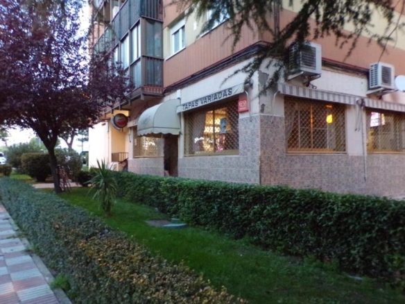 Imagen 1 de Venta dos locales .Bar- cafetería en funcionamiento
