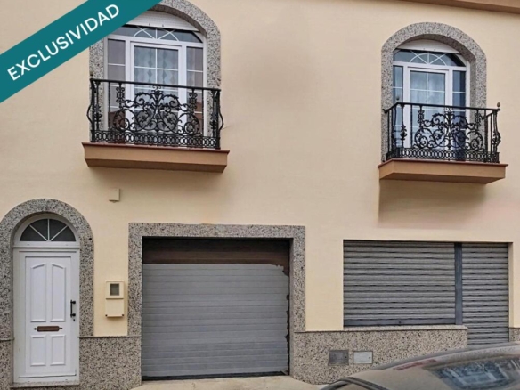 Imagen 1 de Oportunidad en Talavera la Real: amplio piso totalmente reformado