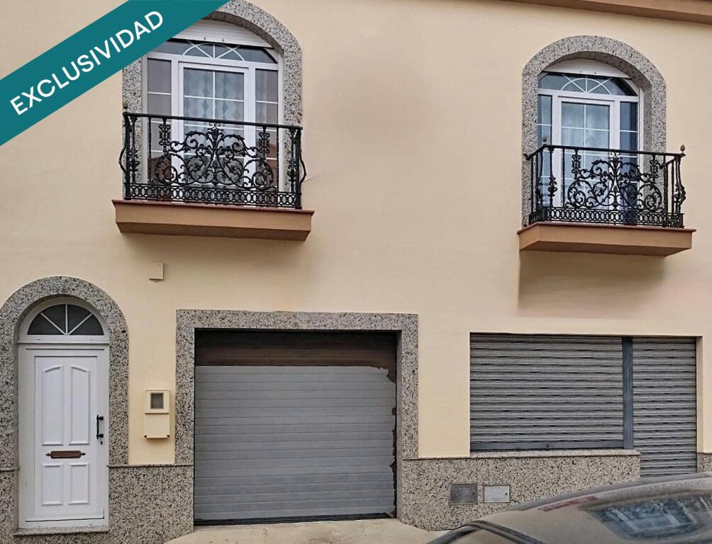 Imagen 1 de Oportunidad en Talavera la Real: amplio piso totalmente reformado