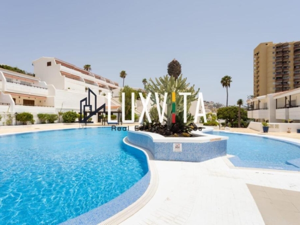 Imagen 2 de ATICO DUPLEX EN PLAYA DE LAS AMERICAS CON VISTAS AL MAR