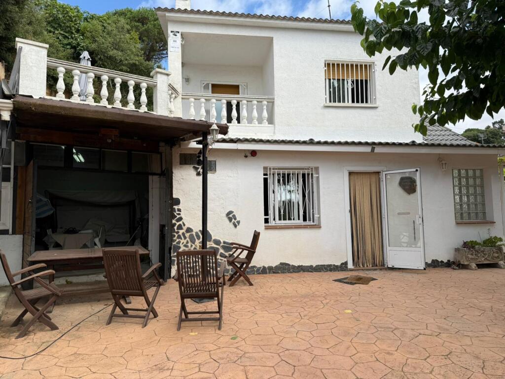 Imagen 1 de ESPECTACULAR CASA EN VENTA EN DOSRIUS!!