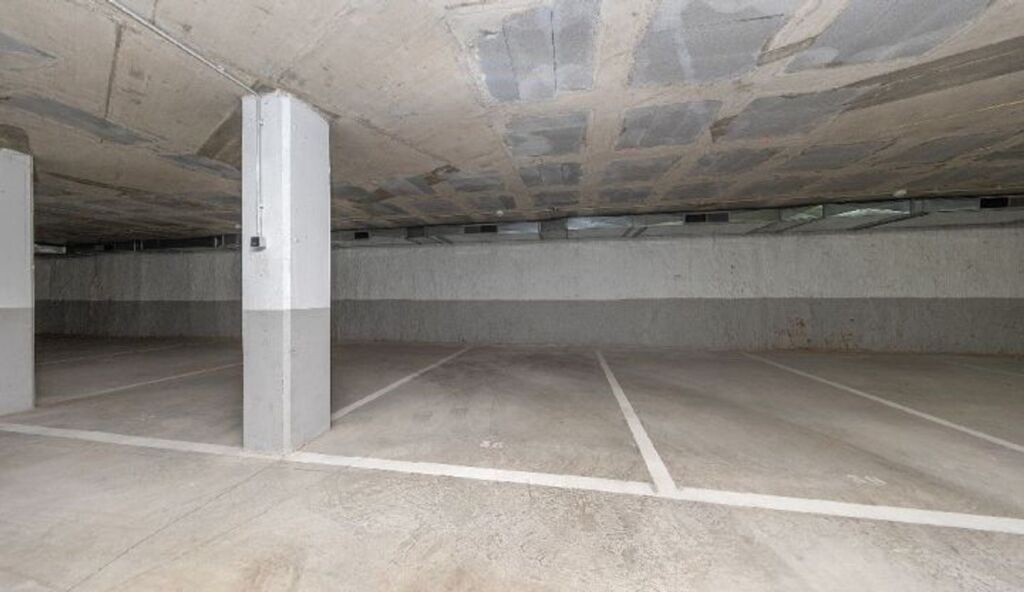 Imagen 2 de Parking coche en Venta en Franqueses Del Valles