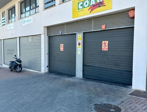 Imagen 2 de ALQUILER DE GARAJE EN ZONA RIOS