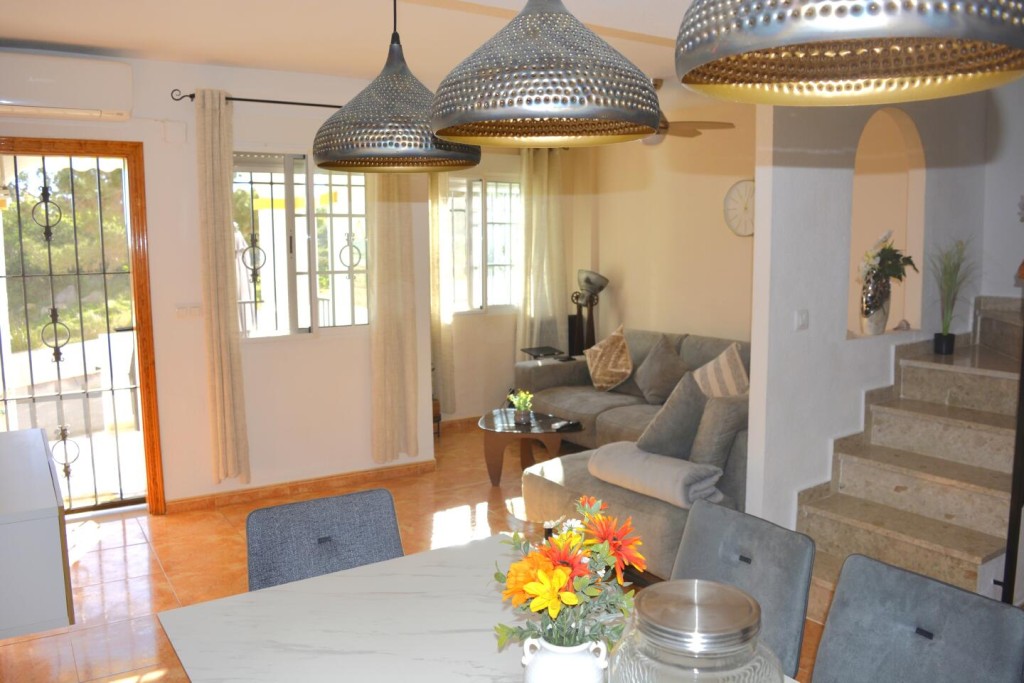 de 95m2 con 3 dormitorios y 3 baños