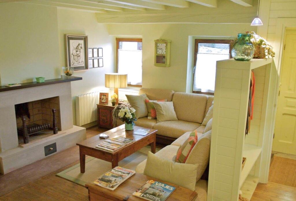 totalmente restaurada y decorada con gusto. A 1 km de Salardu totalmente restaurada y decorada con gusto. A 1 km de Salardu