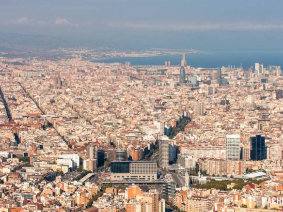 Imagen 3 de HOTEL 4 estrellas a pleno rendimiento. Zona Estación Sants.