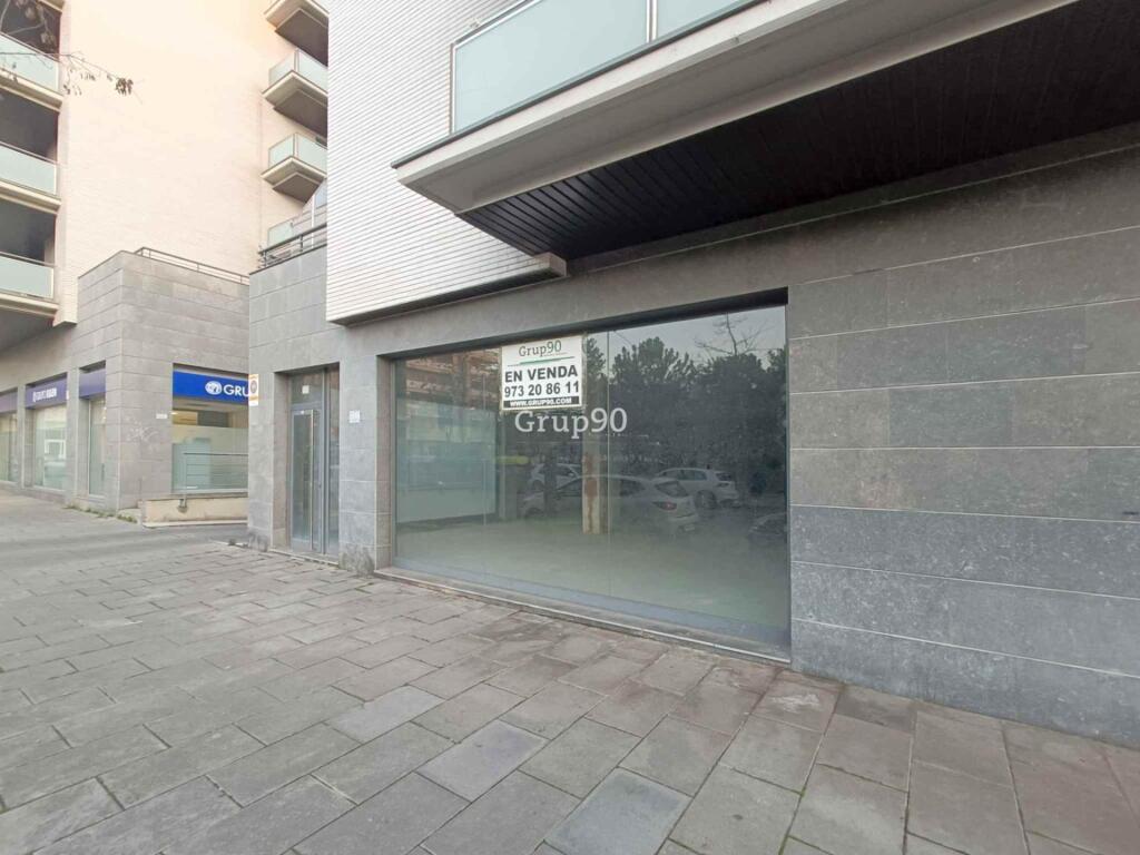 Imagen 2 de VENTA DE LOCAL COMERCIAL A PIE DE CALLE EN CAPPONT Imagen 2 de VENTA DE LOCAL COMERCIAL A PIE DE CALLE EN CAPPONT