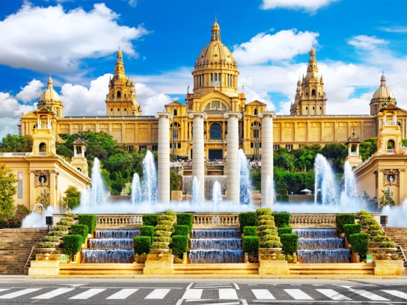 Imagen 4 de BARCELONA. Finca de apartamentos turísticos. En perfecto estado.