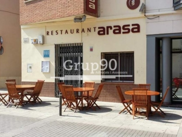 Imagen 2 de Hostal-Restaurante en la plaza del pueblo