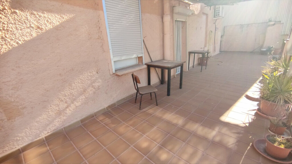 Imagen 1 de GRAN CASA DE NUEVE HABITACIONES CON TERRAZA