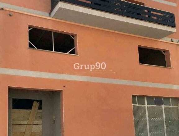 Imagen 1 de CASA ADOSADA EN ROSSELLÓ