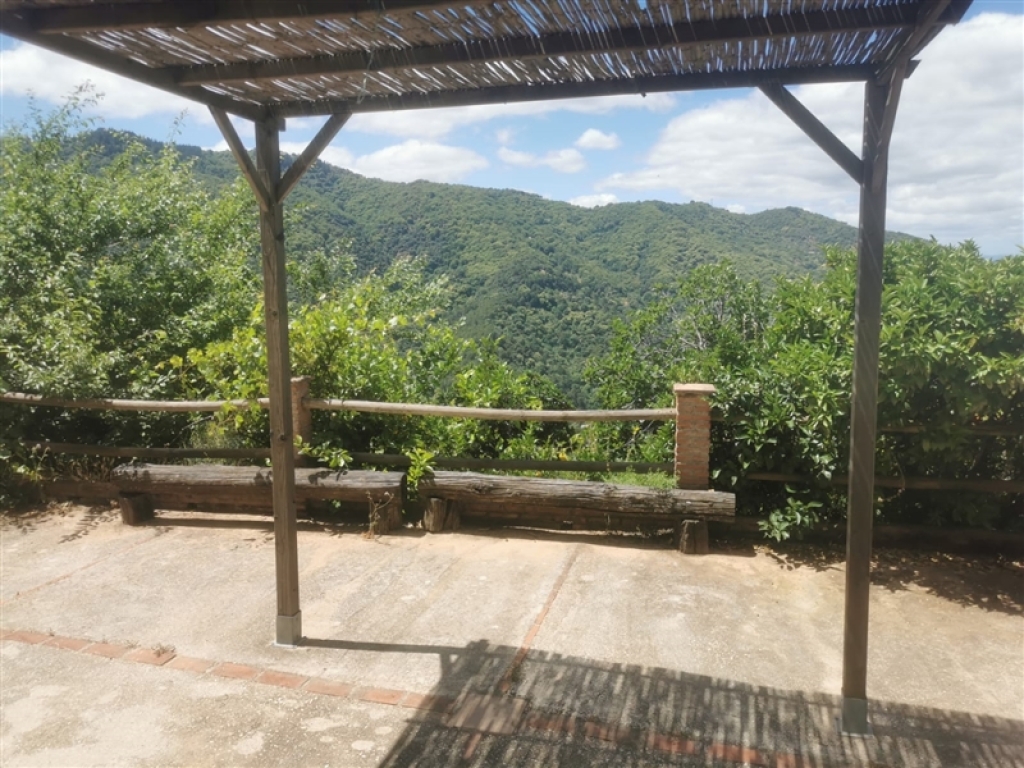 Imagen 3 de Casa de campo-Masía en Venta en Jubrique Málaga