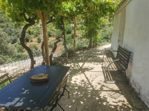 Imagen 4 de Casa de campo-Masía en Venta en Jubrique Málaga