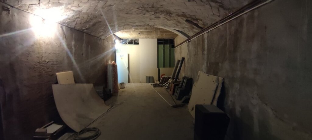 Imagen 2 de LOCAL CON ENCANTO DE 285M2 IDEAL PARA RESTAURANTE