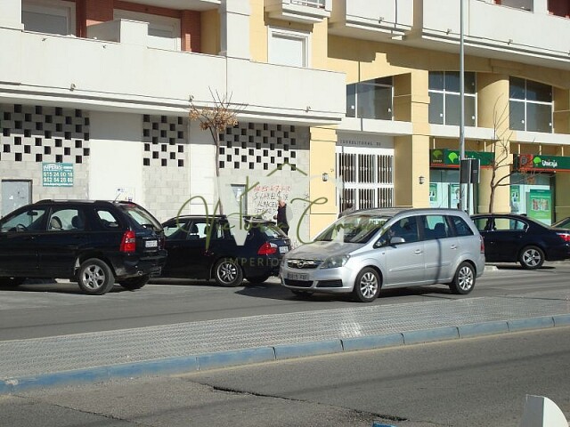 Imagen 2 de Local comercial en Alquiler en Torre Del Mar Málaga