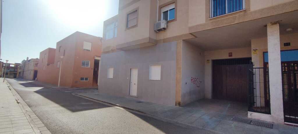 Imagen 2 de Parking coche en Venta en Retamar Almería