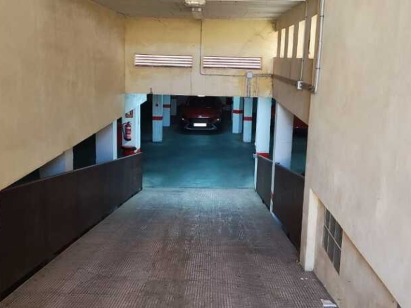 Imagen 3 de Parking coche en Venta en Retamar Almería