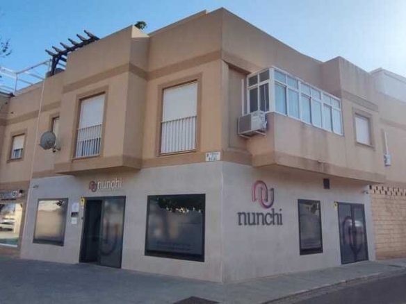 Imagen 1 de Parking coche en Venta en Retamar Almería - El Club del Propietario Imagen 1 de Parking coche en Venta en Retamar Almería