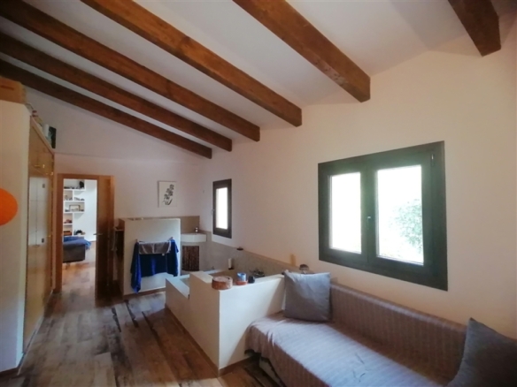 Imagen 3 de Casa de campo-Masía en Venta en Genalguacil Málaga