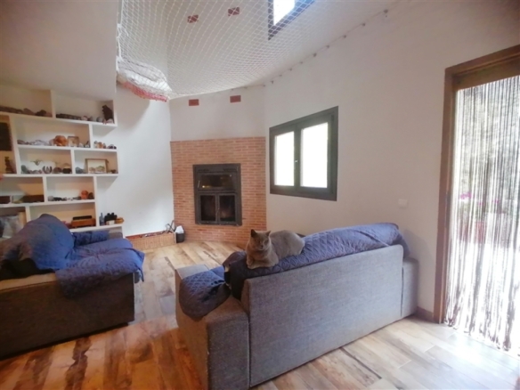 Imagen 4 de Casa de campo-Masía en Venta en Genalguacil Málaga