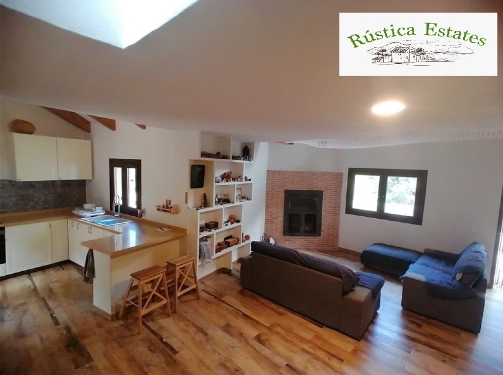 Imagen 1 de Casa de campo-Masía en Venta en Genalguacil Málaga