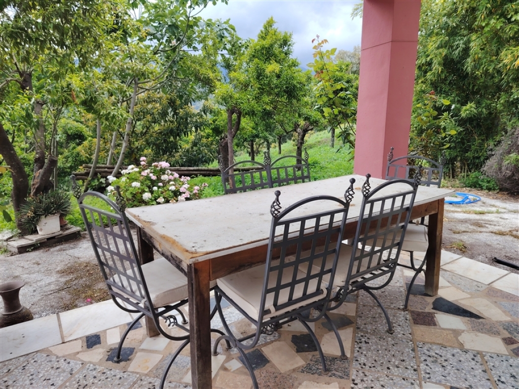 Imagen 2 de Casa de campo-Masía en Venta en Genalguacil Málaga