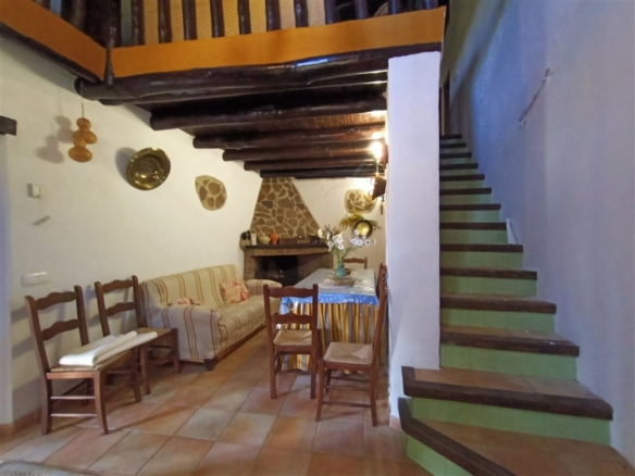 Imagen 3 de Casa de campo-Masía en Venta en Algatocin Málaga