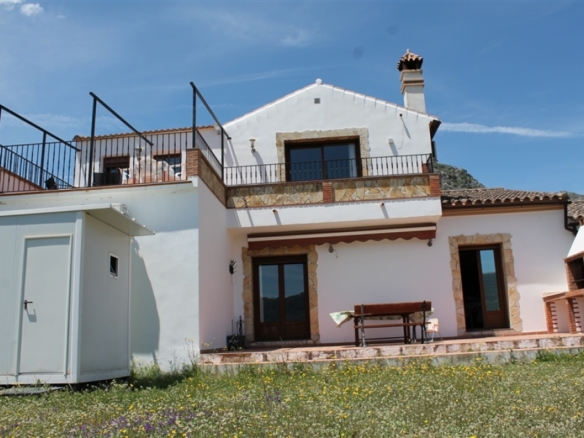 Imagen 3 de Casa-Chalet en Venta en Cortes De La Frontera Málaga