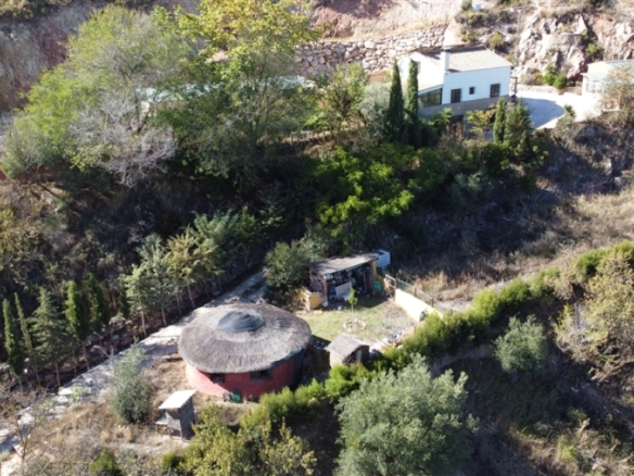 Imagen 1 de Casa de campo-Masía en Venta en Burgo