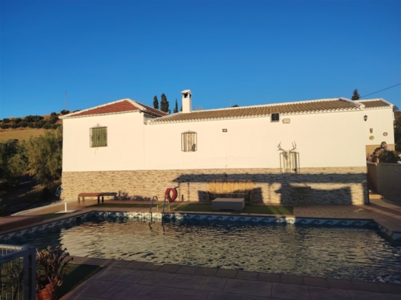 Imagen 2 de Casa de campo-Masía en Venta en Villalones