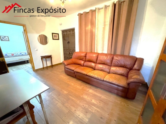 Imagen 2 de Casa de pueblo en Venta en Vélez Malaga Málaga