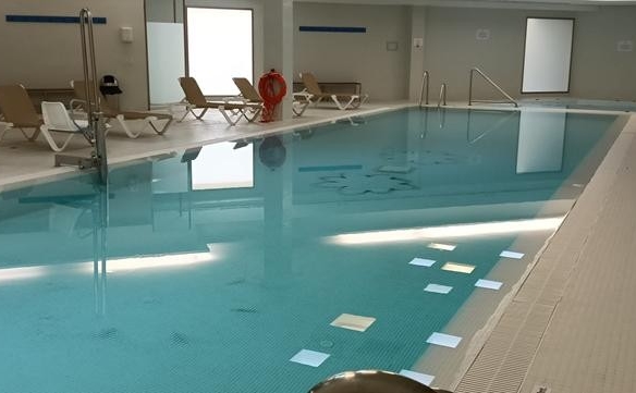 Imagen 3 de ESPECTACULAR PISO DE LUJO EN LA MARINA DE SOTOGRANDE