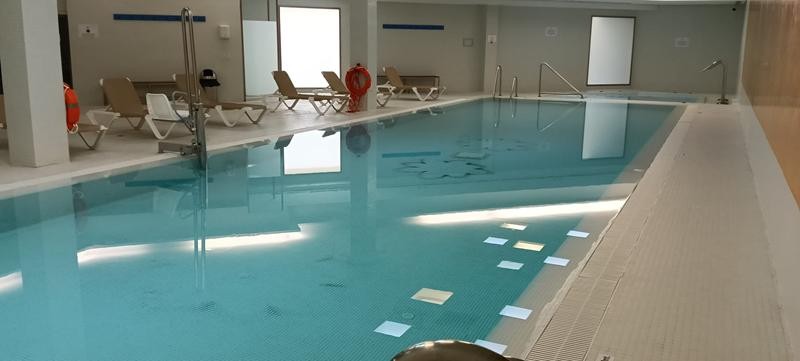 Imagen 3 de ESPECTACULAR PISO DE LUJO EN LA MARINA DE SOTOGRANDE