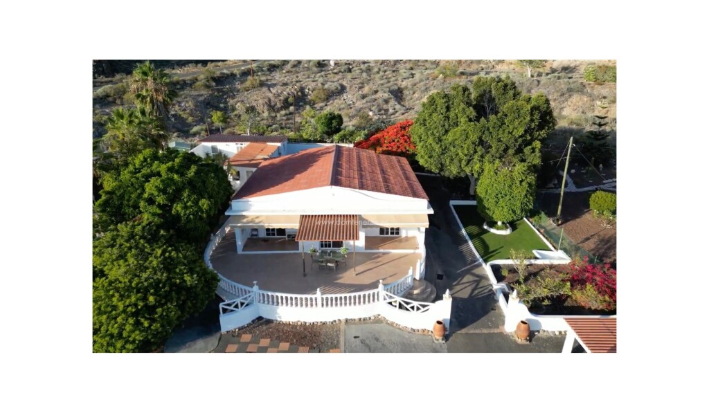 Imagen 1 de Casa de campo-Masía en Venta en Guia De Isora Santa Cruz de Tenerife